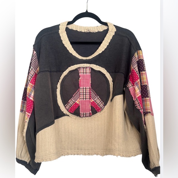 POL Patchwork Peace Sign Top NWOT Boho Cottagecore Festival Pullover - Picture 2 of 13